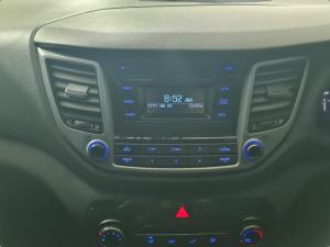 Hyundai Tucson 2.0 Premium - Image 10