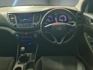 Hyundai Tucson 2.0 Premium - Image 11