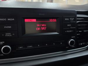Kia Rio hatch 1.4 LX auto - Image 3