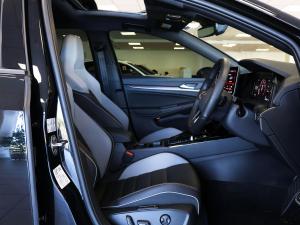 Volkswagen Golf R - Image 21