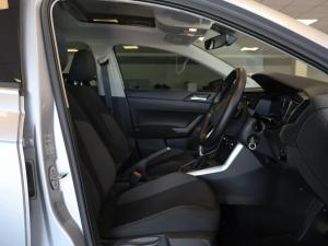 Volkswagen Polo hatch 1.0TSI Life auto - Image 12