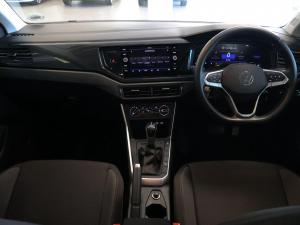 Volkswagen Polo hatch 1.0TSI Life auto - Image 15