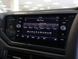 Volkswagen Polo hatch 1.0TSI Life auto - Image 16