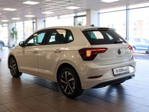 Volkswagen Polo hatch 1.0TSI Life auto - Image 8
