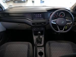 Volkswagen Polo sedan 1.6 manual - Image 19