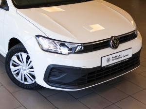 Volkswagen Polo sedan 1.6 manual - Image 2