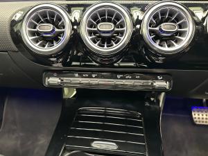 Mercedes-Benz A-Class A200 hatch Progressive - Image 21