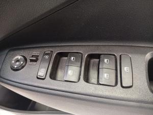 Hyundai Grand i10 1.0 Premium hatch - Image 14