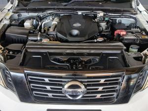 Nissan Navara 2.3D double cab Stealth auto - Image 16