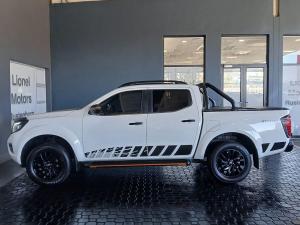 Nissan Navara 2.3D double cab Stealth auto - Image 3