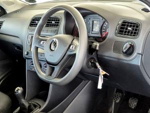 Volkswagen Polo Vivo hatch 1.4 Comfortline - Image 12