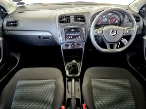 Volkswagen Polo Vivo hatch 1.4 Comfortline - Image 13