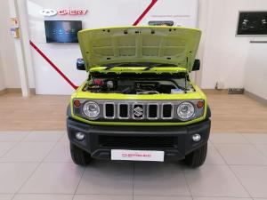 Suzuki Jimny 1.5 GLX AllGrip 5-door auto - Image 9