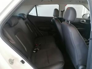 Hyundai Venue 1.0T Fluid - Image 10