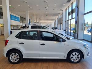 Volkswagen Polo Vivo hatch 1.4 Trendline - Image 3