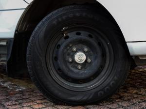 Hyundai H-100 Bakkie 2.6D deck (aircon) - Image 3