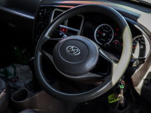 Hyundai H-100 Bakkie 2.6D deck (aircon) - Image 4