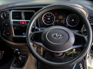 Hyundai H-100 Bakkie 2.6D deck (aircon) - Image 6