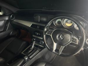 Mercedes-Benz C-Class C250 Elegance - Image 11