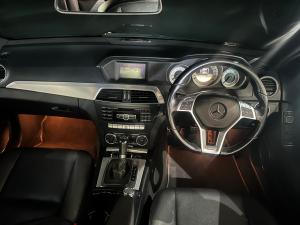 Mercedes-Benz C-Class C250 Elegance - Image 15