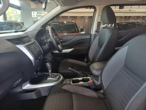 Nissan Navara 2.5DDTi double cab SE auto - Image 14