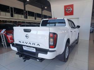 Nissan Navara 2.5DDTi double cab SE auto - Image 6