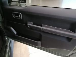 Suzuki Jimny 1.5 GLX AllGrip 3-door auto - Image 15