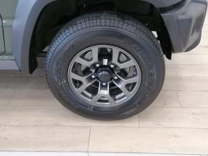 Suzuki Jimny 1.5 GLX AllGrip 3-door auto - Image 3
