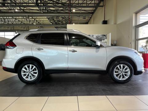 Image Nissan X-Trail 2.5 4x4 Acenta Tech