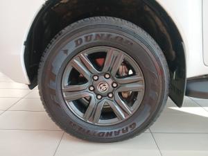 Toyota Hilux 2.4GD-6 Xtra cab Raider auto - Image 14