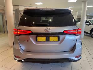 Toyota Fortuner 2.4GD-6 4x4 - Image 5