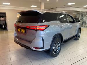 Toyota Fortuner 2.4GD-6 4x4 - Image 2
