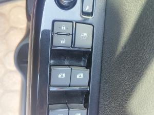 Toyota Hilux 2.8GD-6 double cab 4x4 Legend auto - Image 25