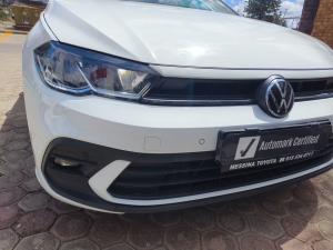 Volkswagen Polo hatch 1.0TSI Life auto - Image 29
