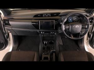 Toyota Hilux 2.8GD-6 double cab 4x4 Legend 50 auto - Image 6