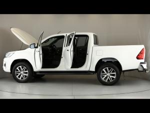 Toyota Hilux 2.8GD-6 double cab 4x4 Legend 50 auto - Image 11