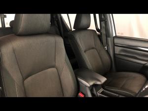 Toyota Hilux 2.8GD-6 double cab 4x4 Legend 50 auto - Image 31
