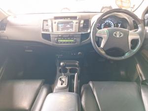 Toyota Fortuner 3.0D-4D Ltd edition auto - Image 6