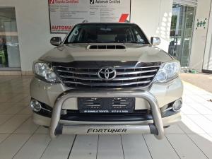 Toyota Fortuner 3.0D-4D Ltd edition auto - Image 4