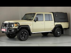Toyota Land Cruiser 79 4.2D double cab - Image 22