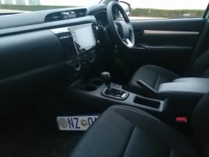 Toyota Hilux 2.4GD-6 double cab Raider auto - Image 7