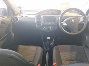 Toyota Etios sedan 1.5 Sprint - Image 8