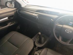 Toyota Hilux 2.4GD single cab S - Image 6