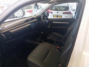 Toyota Hilux 2.4GD single cab S - Image 7