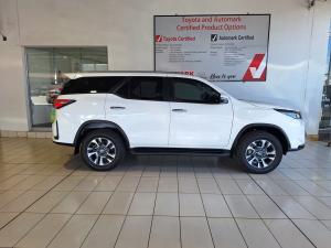 Toyota Fortuner 2.4GD-6 4x4 - Image 3