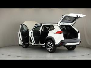 Toyota Corolla Cross 1.8 Hybrid XR - Image 10