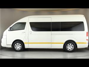 Toyota Hiace 2.5D-4D bus 14-seater GL - Image 17