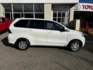 Toyota Avanza 1.3 SX - Image 4