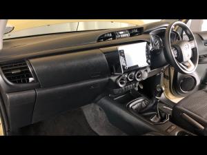 Toyota Hilux 2.4GD-6 Xtra cab Raider manual - Image 7