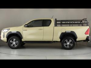 Toyota Hilux 2.4GD-6 Xtra cab Raider manual - Image 17